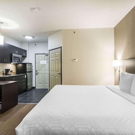 Quality Inn & Suites Thompson Ngoại thất bức ảnh