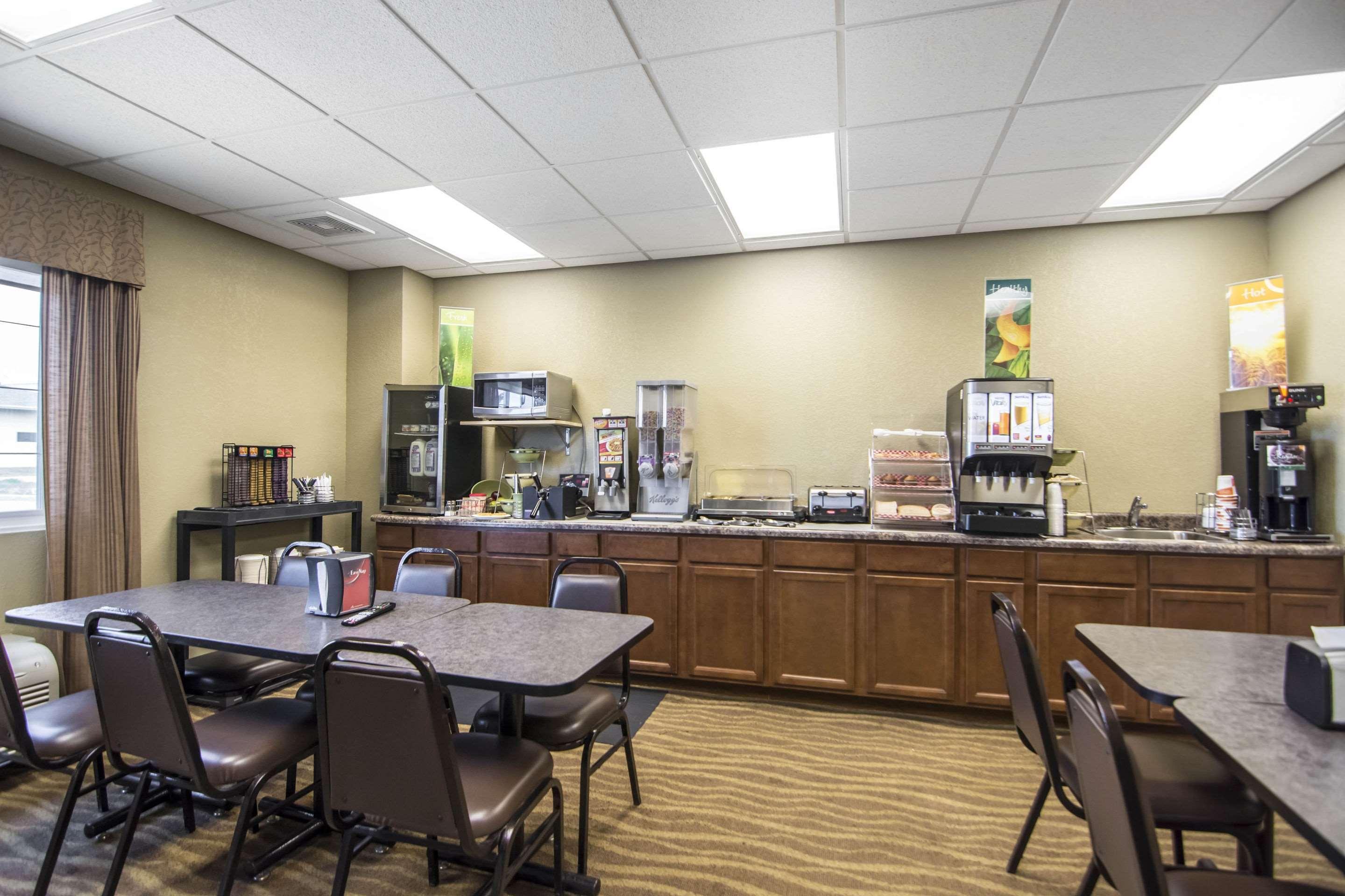 Quality Inn & Suites Thompson Ngoại thất bức ảnh