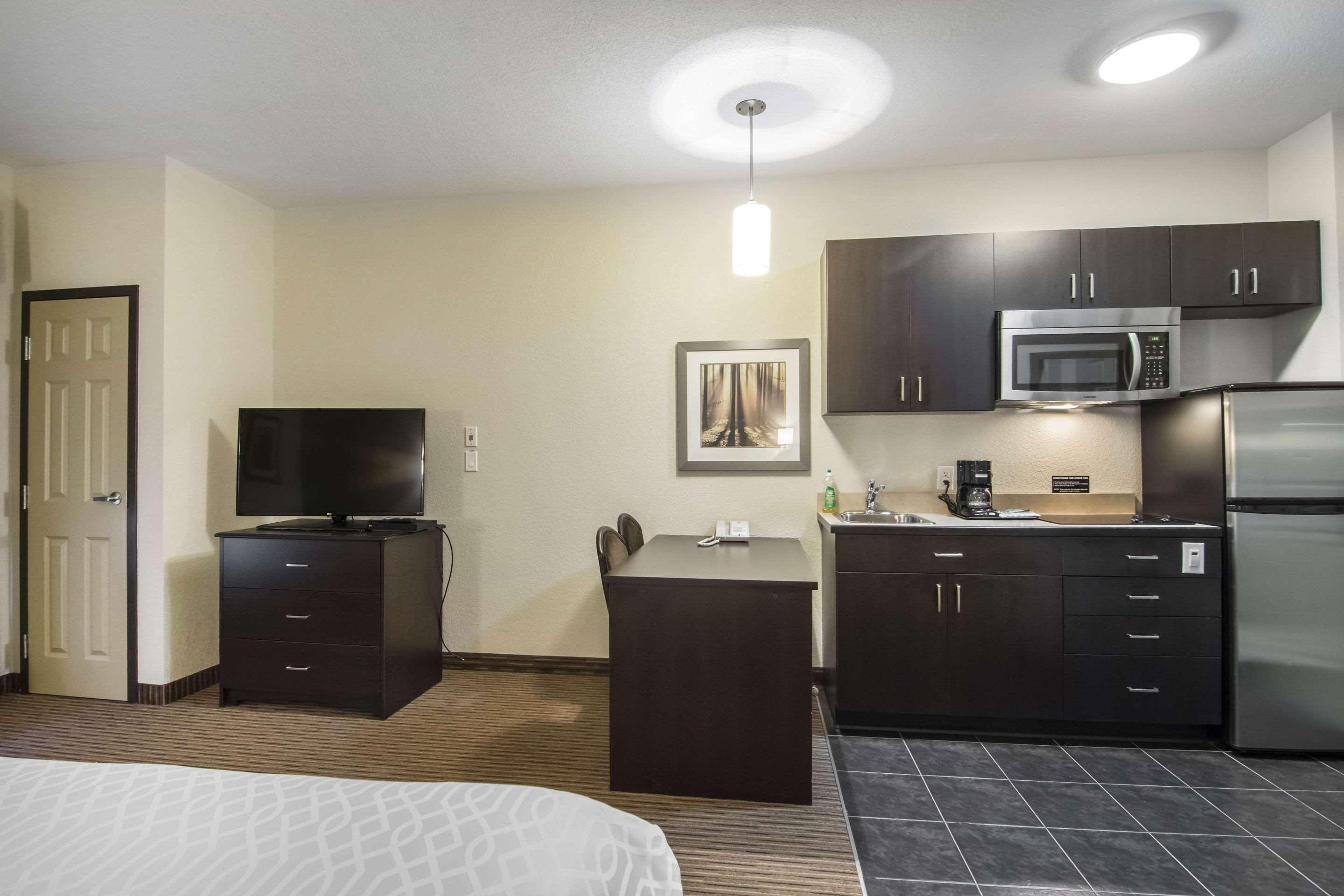 Quality Inn & Suites Thompson Ngoại thất bức ảnh