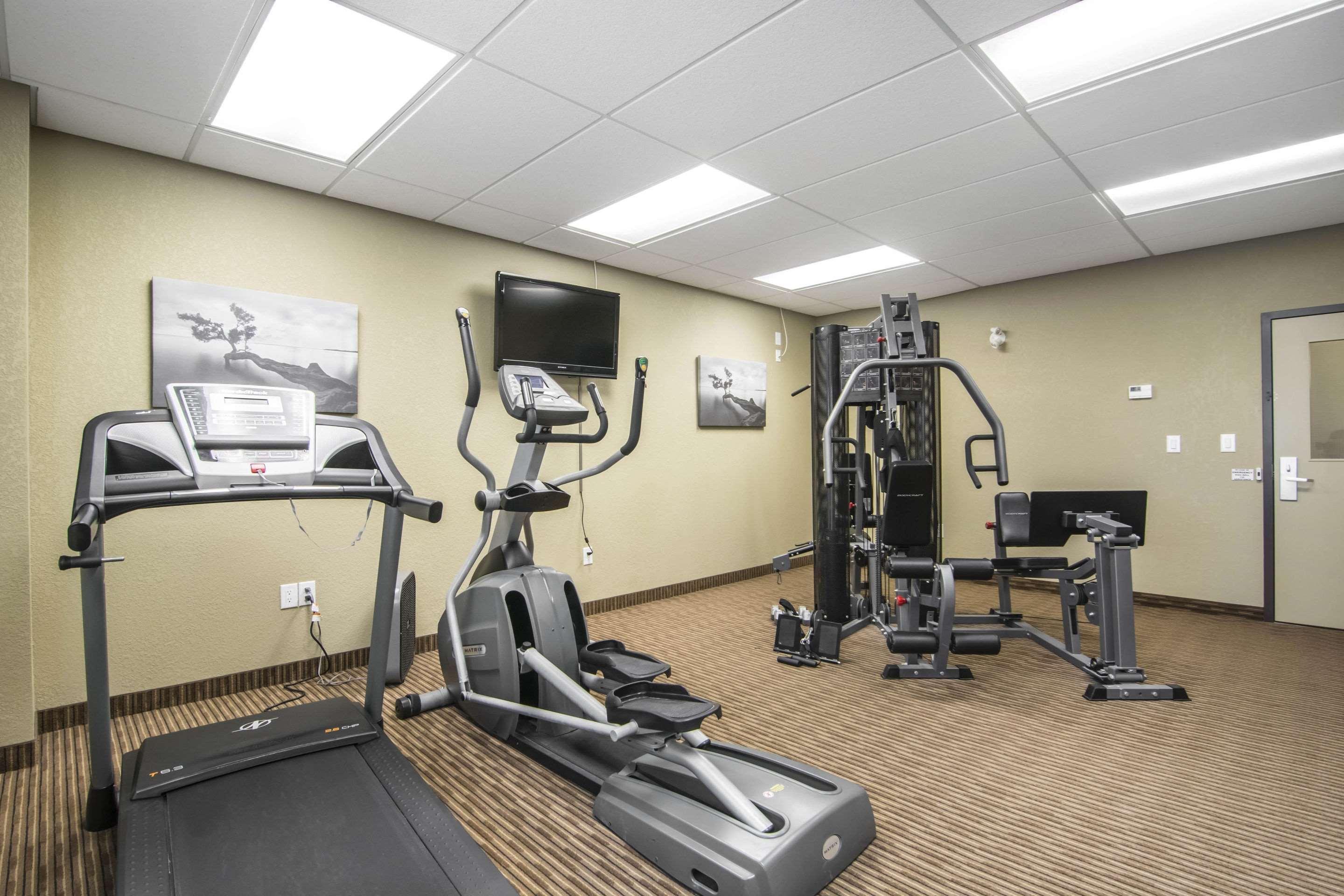 Quality Inn & Suites Thompson Ngoại thất bức ảnh